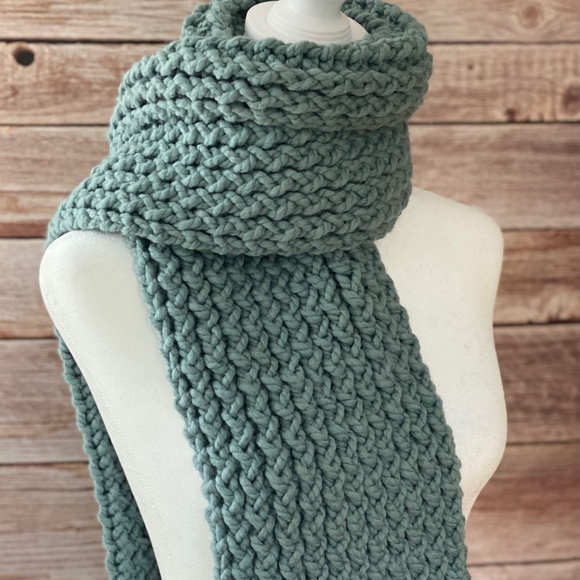 Chunky Succulent Green Grey Long knitted Scarf Aqua - Picture 1 of 7